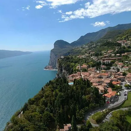 Апартаменты Casa Pace Tremosine